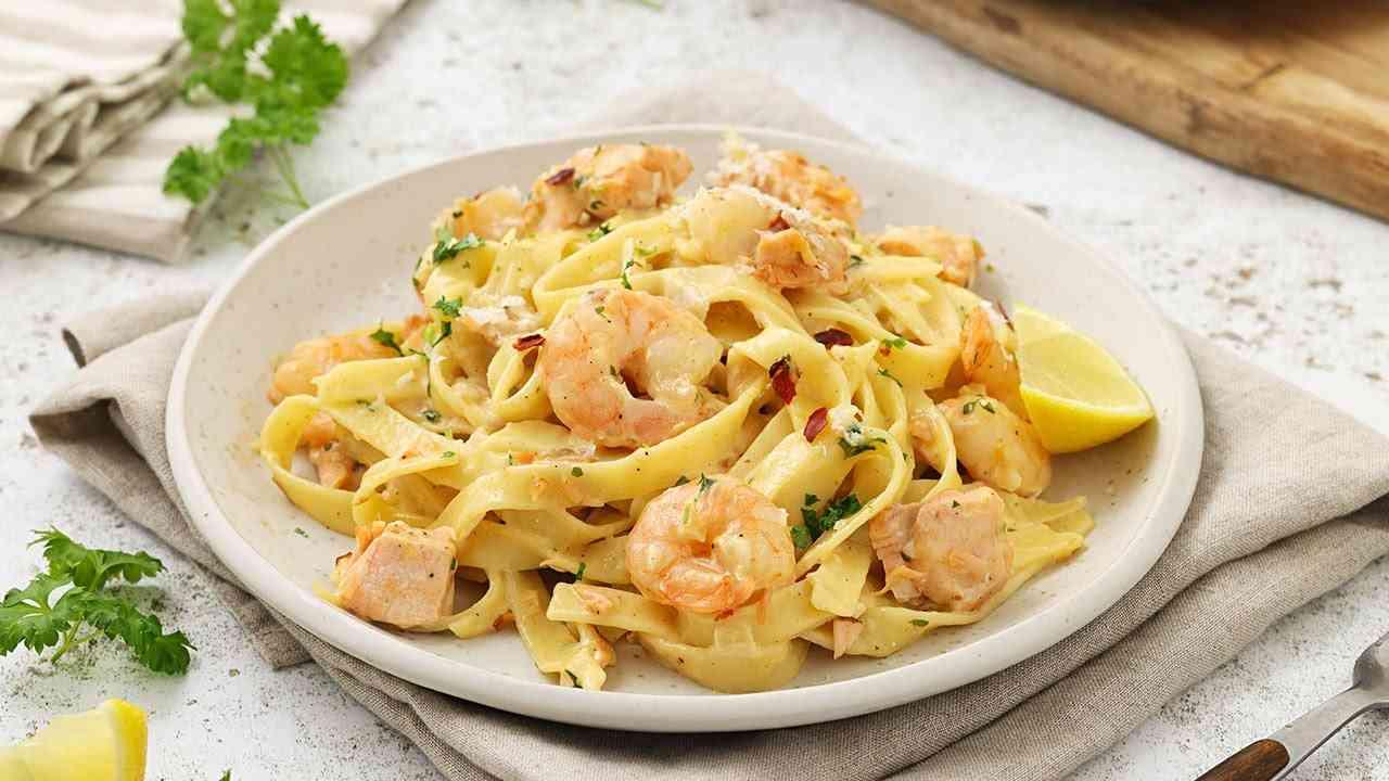 Creamy Salmon and Prawn Pasta Recipe